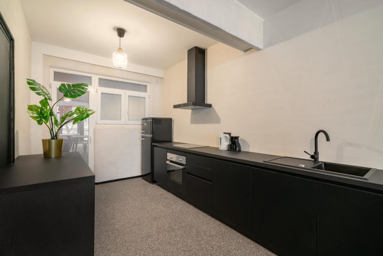 Two-Bedroom Apartments In The Heart Of אנטוורפן מראה חיצוני תמונה