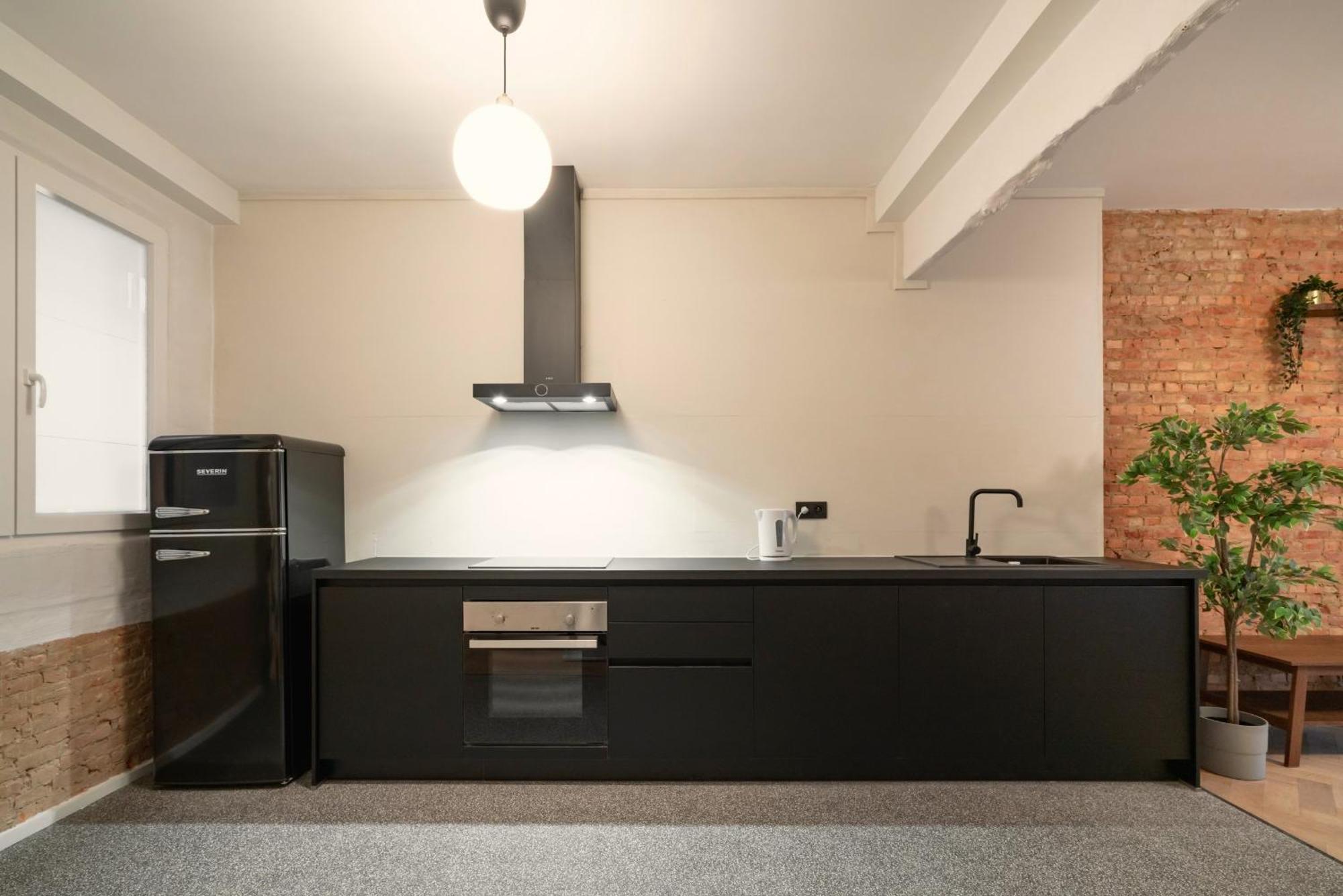 Two-Bedroom Apartments In The Heart Of אנטוורפן מראה חיצוני תמונה