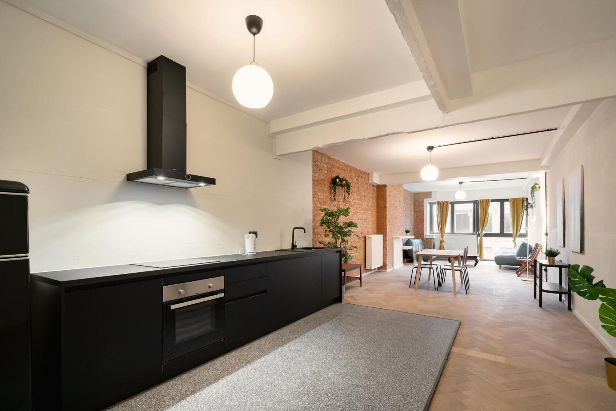 Two-Bedroom Apartments In The Heart Of אנטוורפן מראה חיצוני תמונה