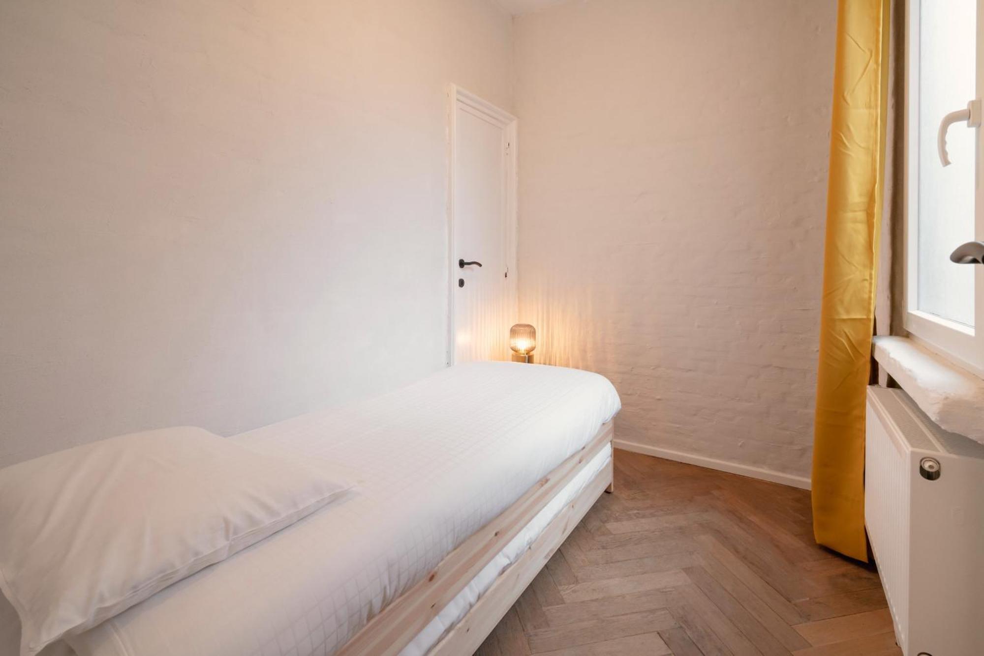 Two-Bedroom Apartments In The Heart Of אנטוורפן מראה חיצוני תמונה