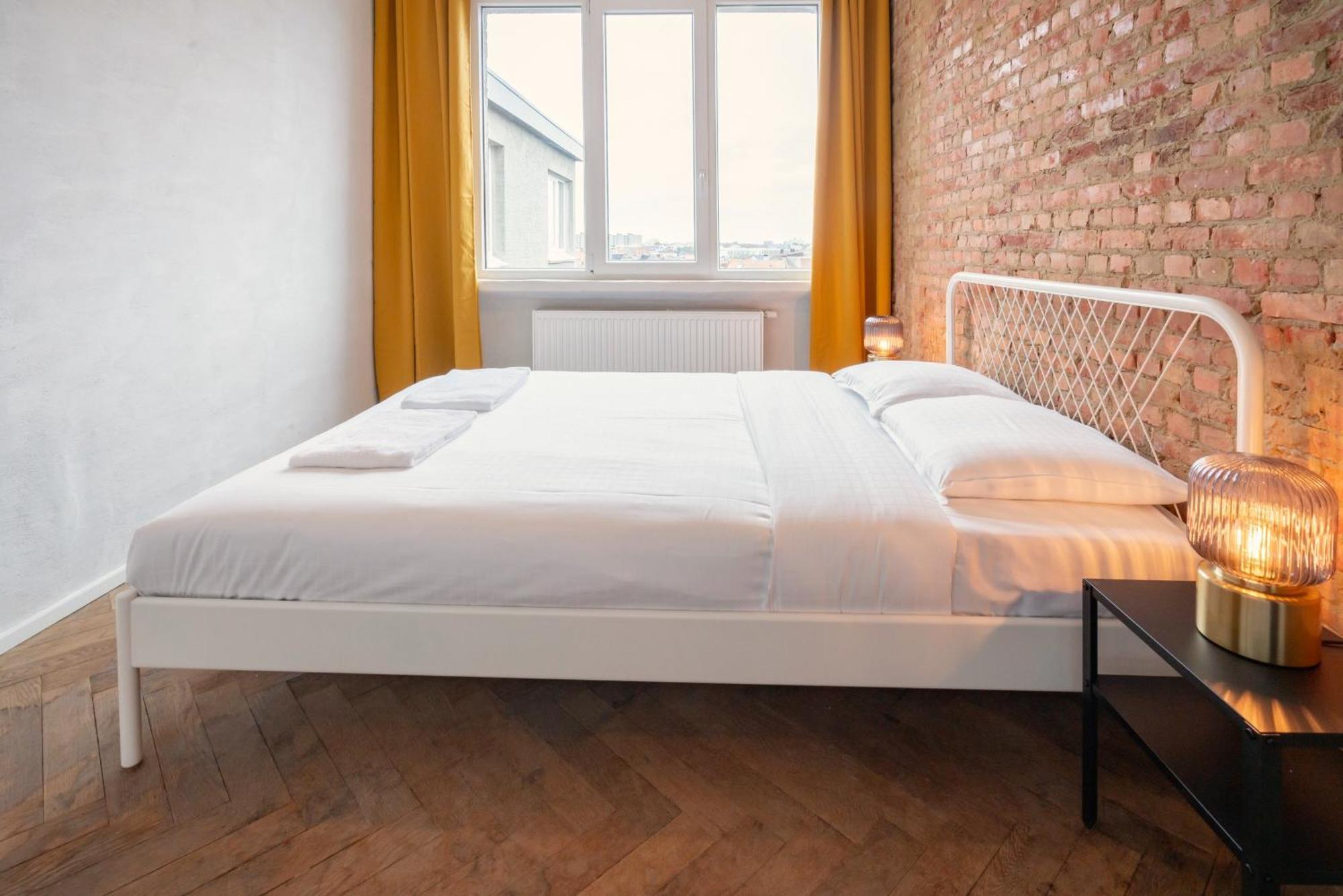 Two-Bedroom Apartments In The Heart Of אנטוורפן מראה חיצוני תמונה
